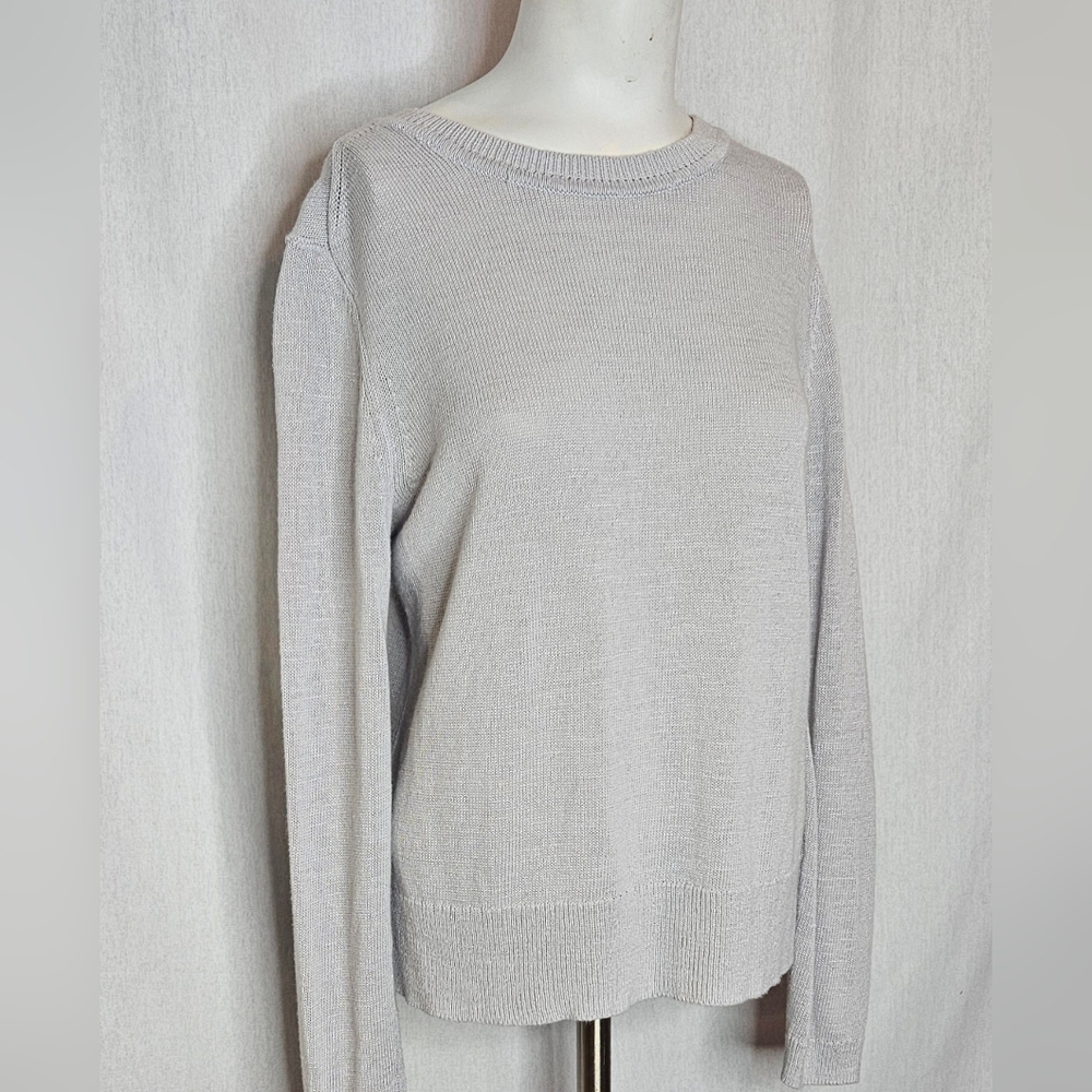 Banana Republic Light Gray Crew Neck Knit Sweater Size M